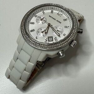 Michael Kors White Madison MK5300 Women's Wristwatch 39MM